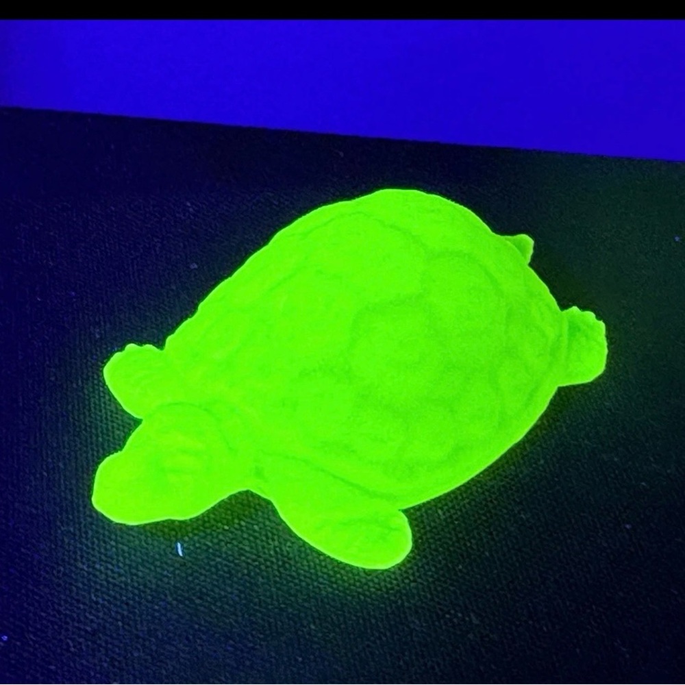 uranium glass vaseline glass turtle